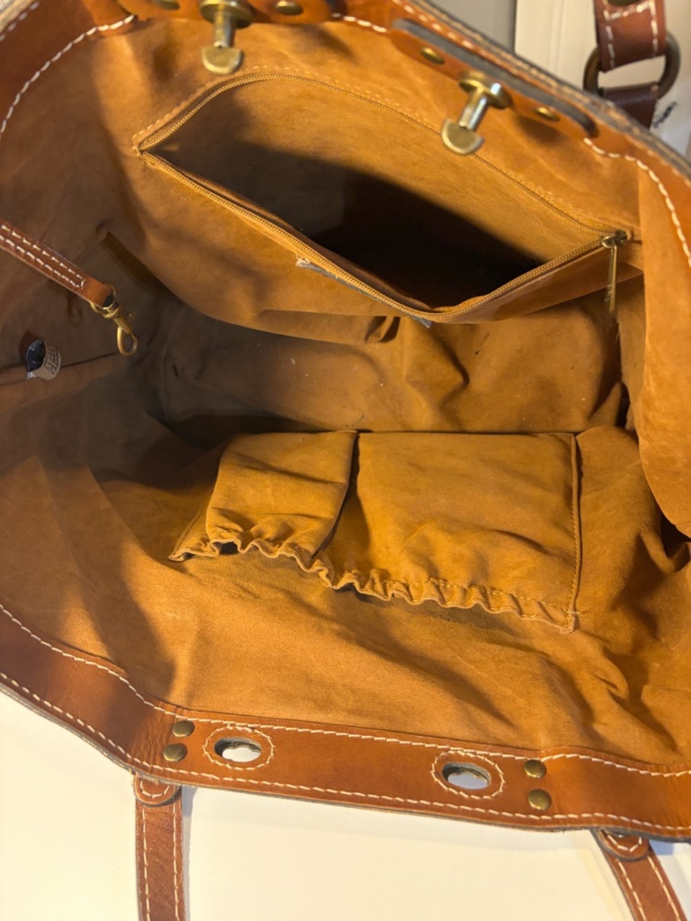 Large EUC Patricia Nash Tan Leather Map-Print Studded Tote - Picture 6 of 10